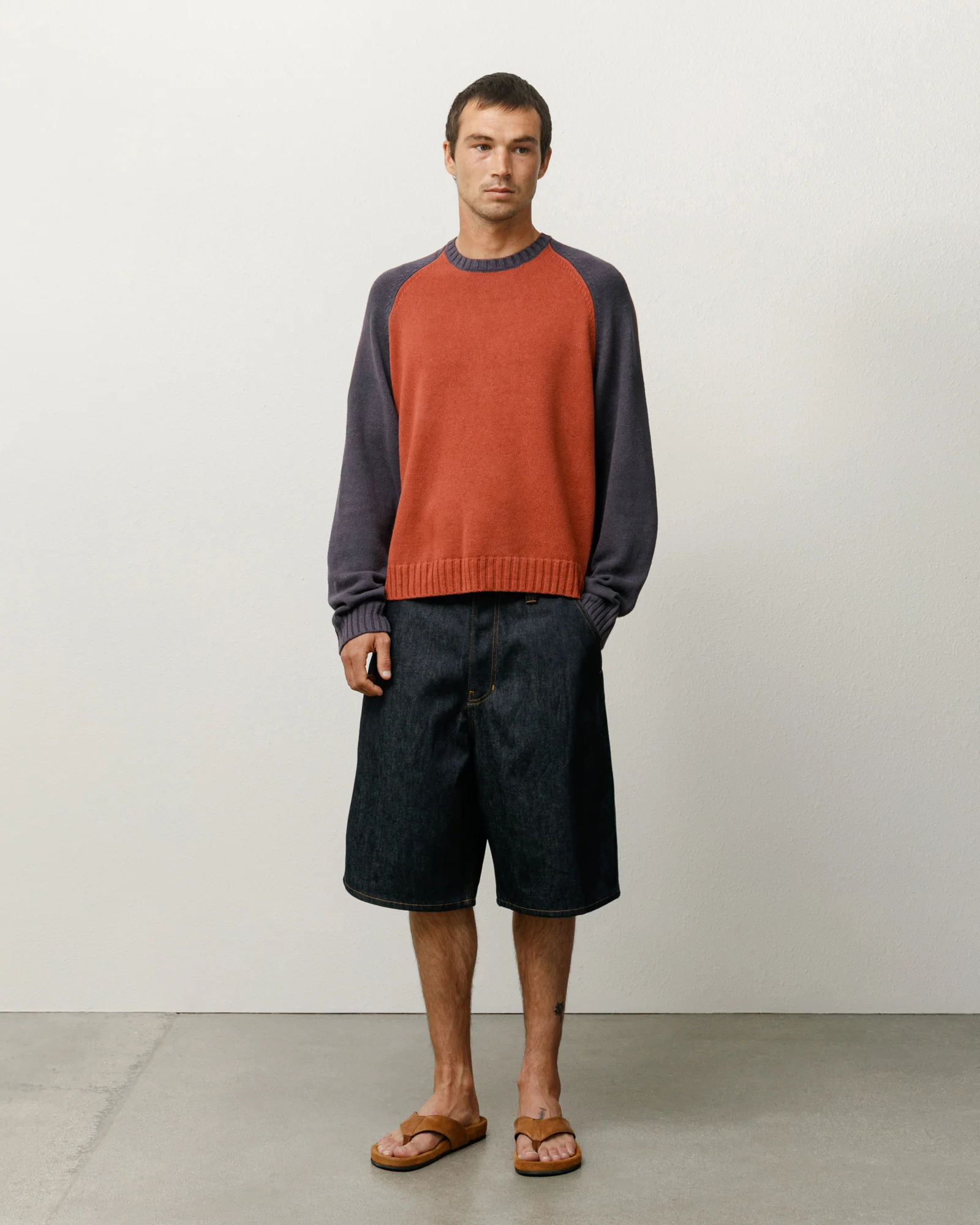COLORBLOCKED RAGLAN KNIT CREW